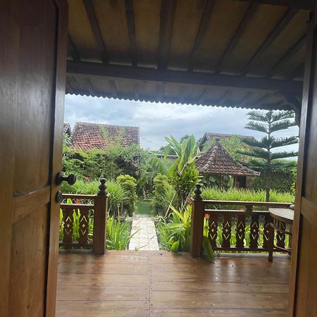 Kepaon Gari Inn Polilit Buitenkant foto